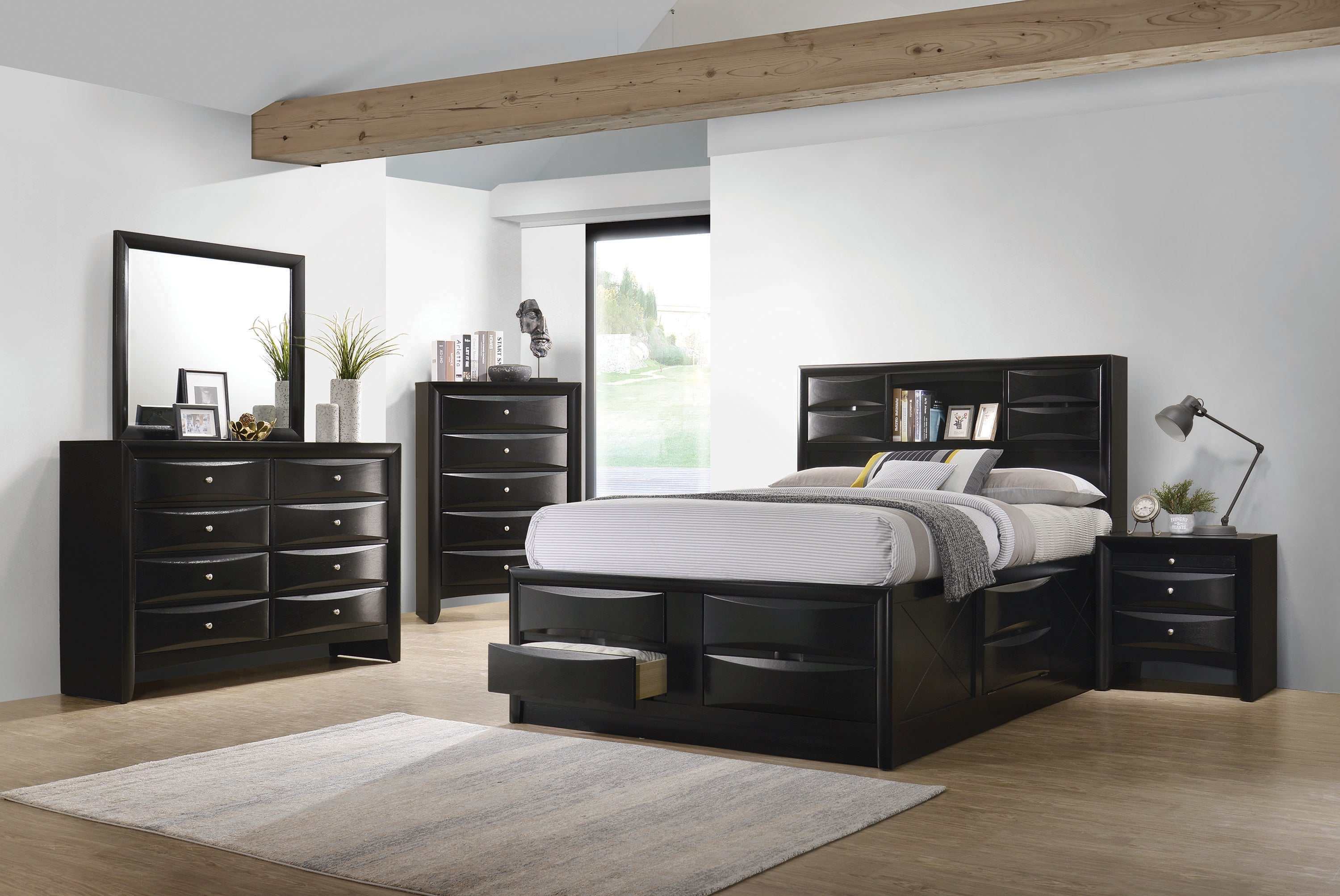 Briana Black 4pc California King Bedroom Set w/ Storage, image size:3000x2006