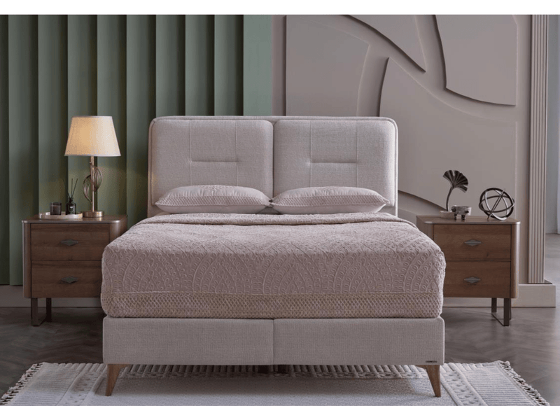 Mirante Queen Foundation - Ornate Home