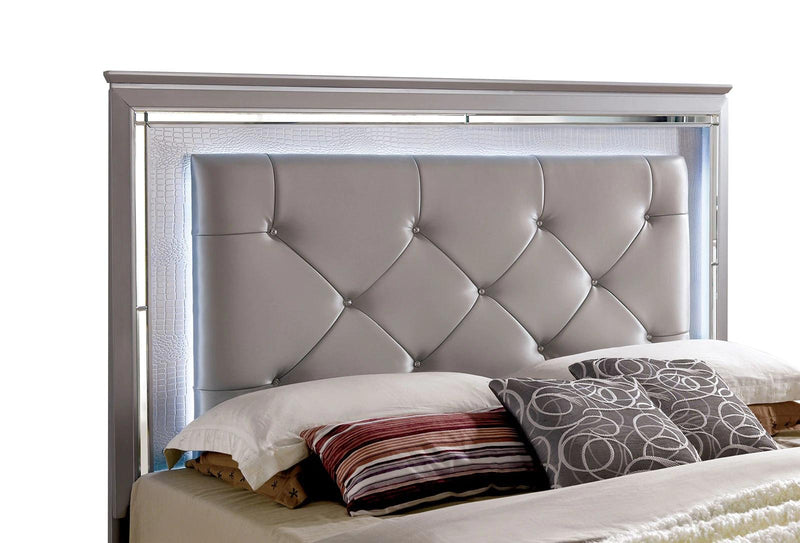 Bellanova Silver Queen Bedroom Set  w/ 2 Nightstands / 5pc