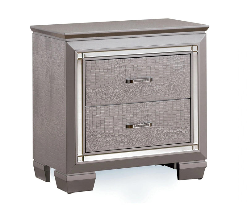 Bellanova Silver Queen Bedroom Set  w/ 2 Nightstands / 5pc