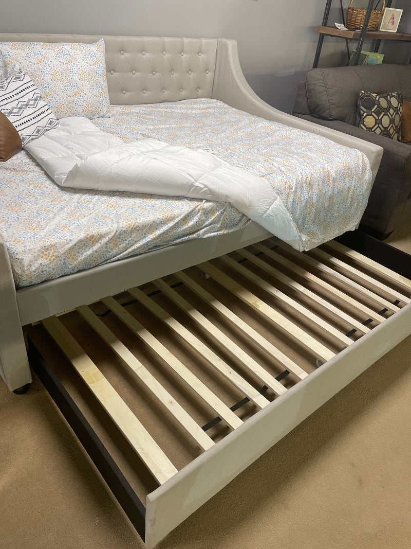 Lianna Full Daybed w/Twin Trundle - Ornate Home