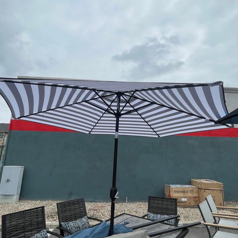 Halo Round Tilting Umbrella