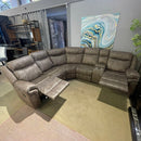 Dollum Two-Tone Manual Recliner Sectional Sofa w/Console