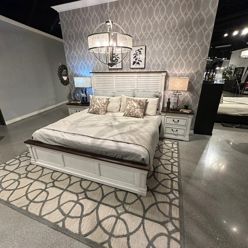 Hillcrest Dark Rum & White Queen Panel Bedroom Set