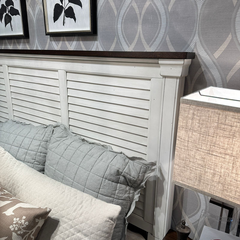 Hillcrest Dark Rum & White Queen Panel Bedroom Set