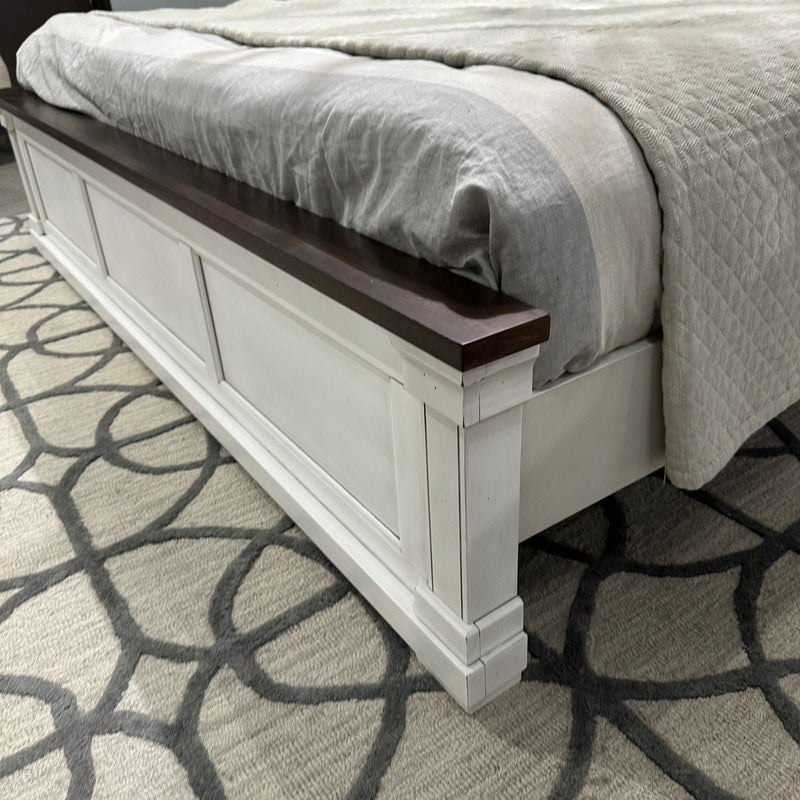 Hillcrest Dark Rum & White Queen Panel Bedroom Set