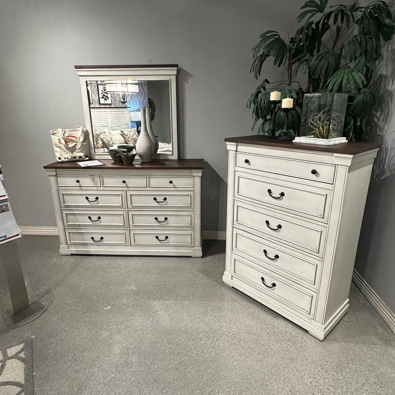Hillcrest Dark Rum & White Queen Panel Bedroom Set