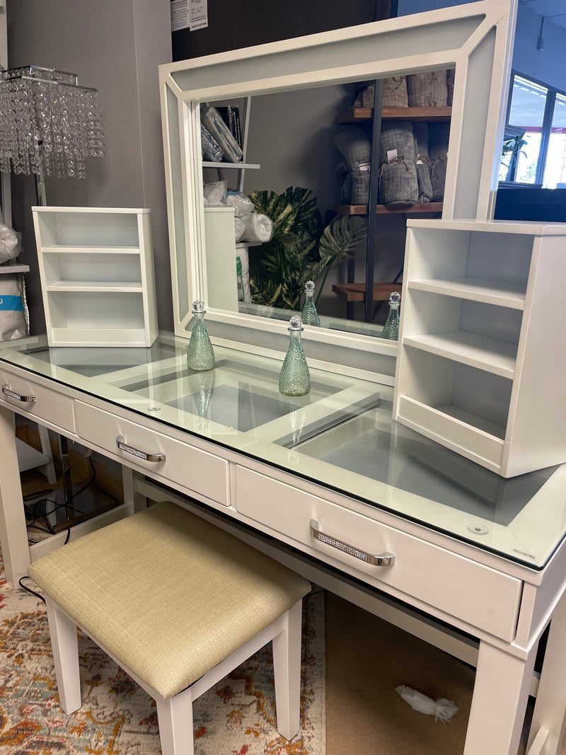 Stephanie White Vanity Set / 3pc